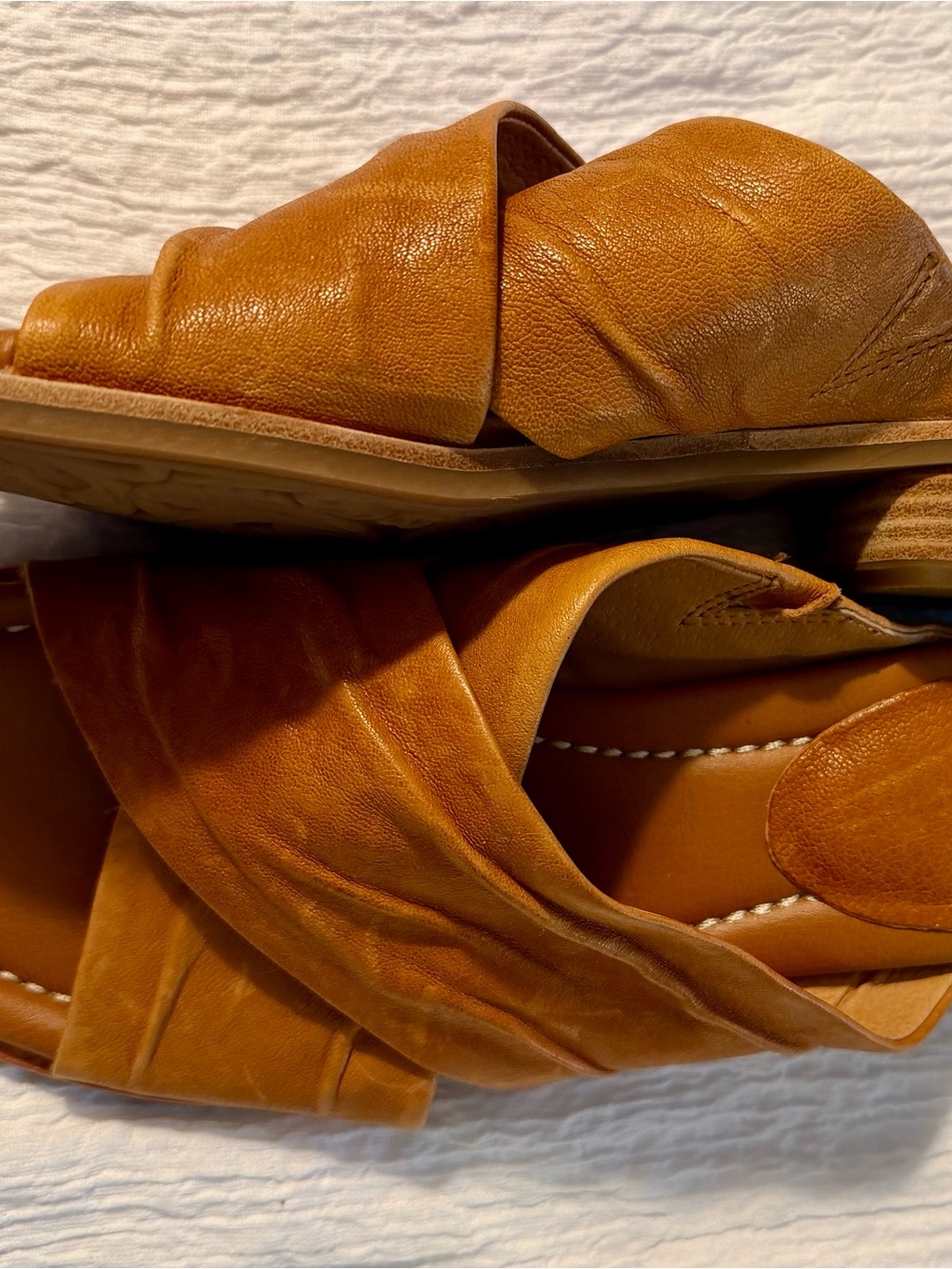 Sofft Tan Leather Crossover Slide Mules - Picture 2 of 3